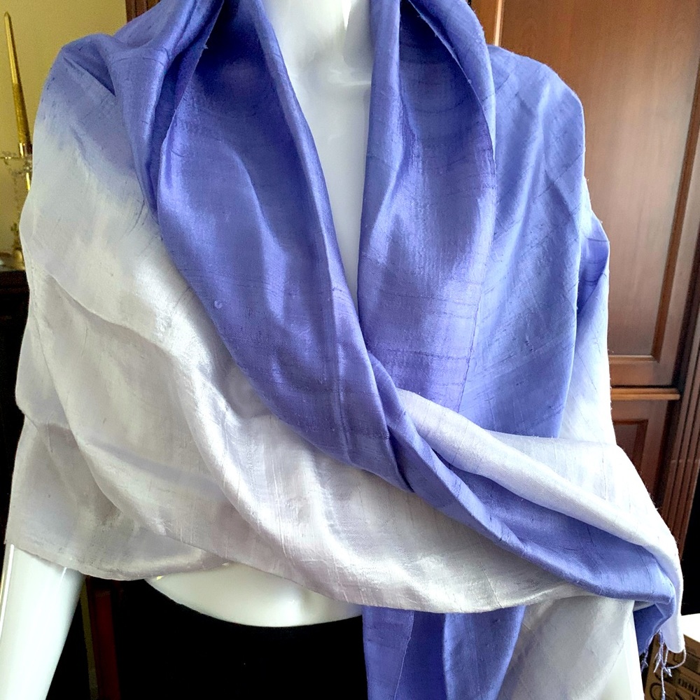 Beautiful 100% silk violet ombre gradient shawl